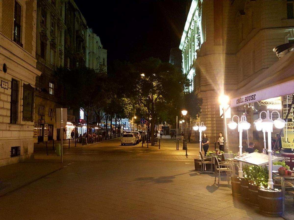 Like Studio City Centrum, Wifi, Terrace Budapest Exterior photo