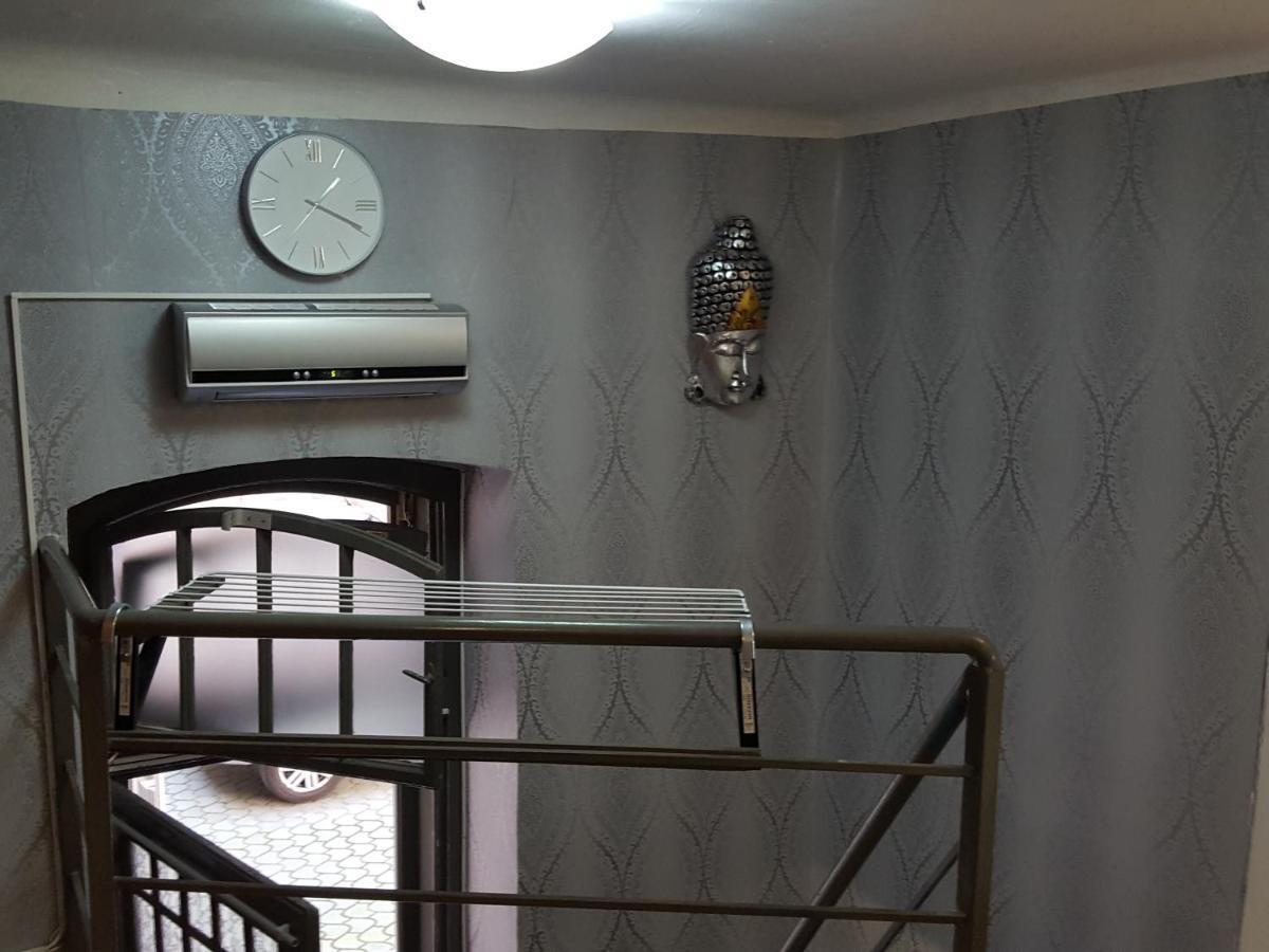 Like Studio City Centrum, Wifi, Terrace Budapest Exterior photo