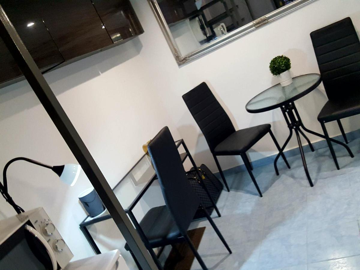 Like Studio City Centrum, Wifi, Terrace Budapest Exterior photo